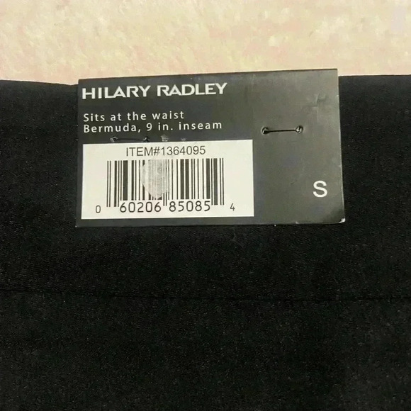 NWT Hillary Radley pull on stretchy Bermuda shorts in black. Women’s size Small - Picture 8 of 8